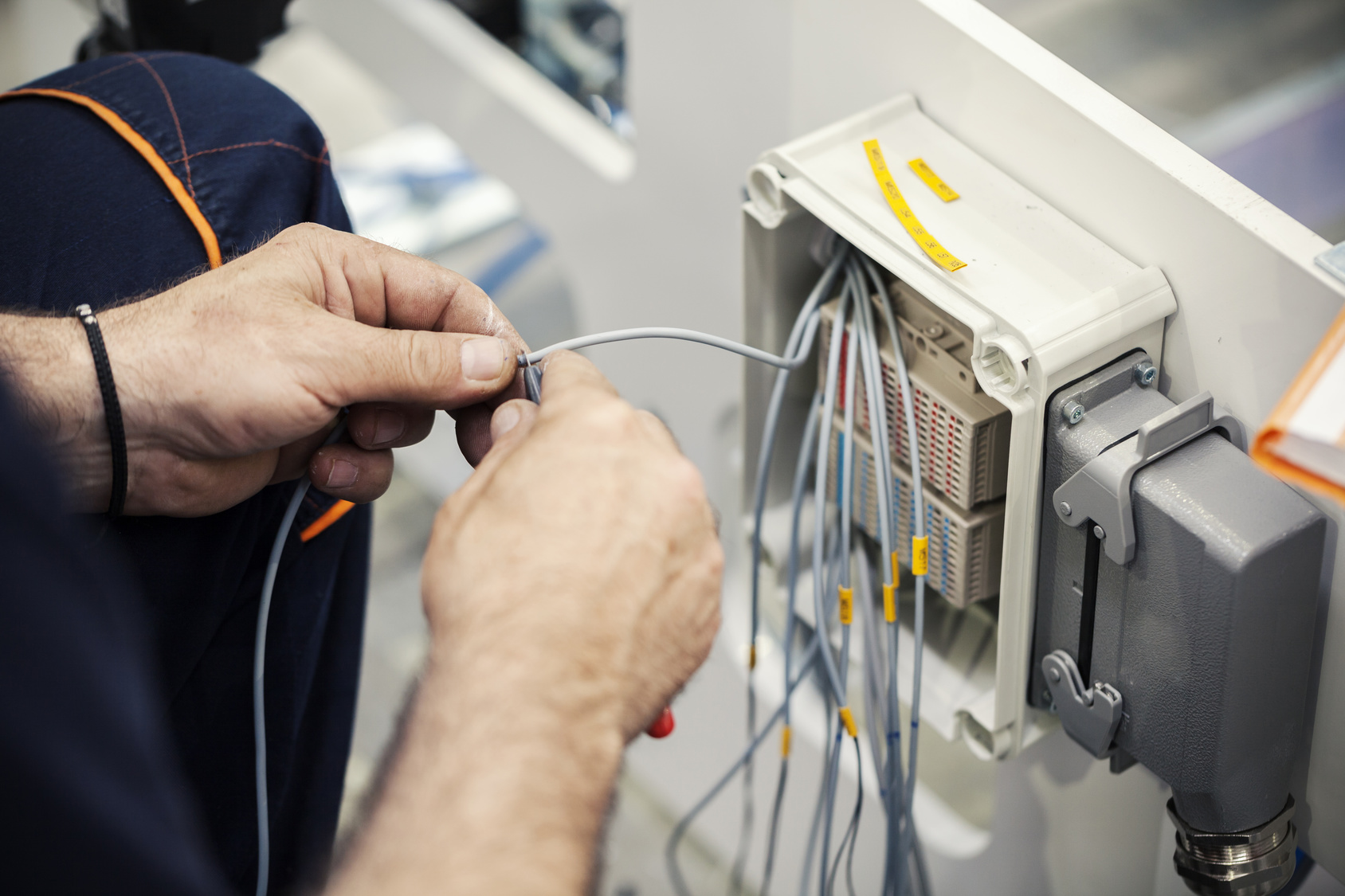 Entreprise, conception et études d’installations électriques